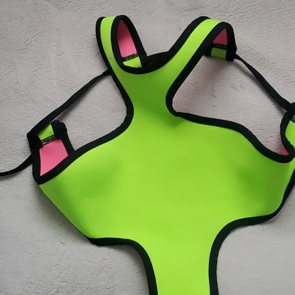 INDAH , REVERSIBLE NEOPRENE ONE-PIECE BIKINI SIZE XS / S - Picture 4 of 10